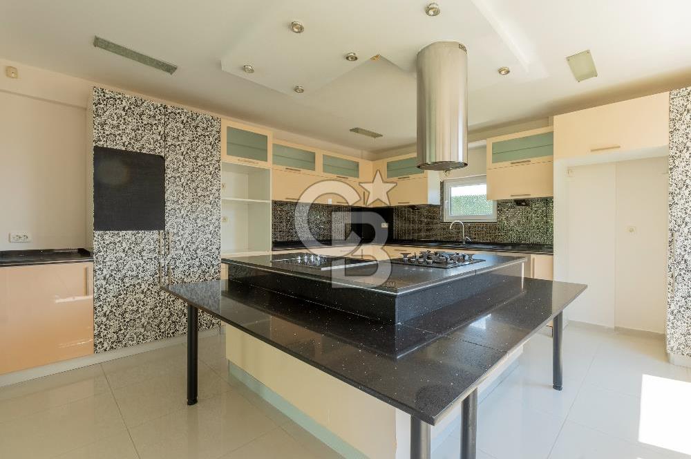 Sasalı Flamingo 2 Sitesi nde 5+1 Satılık Villa