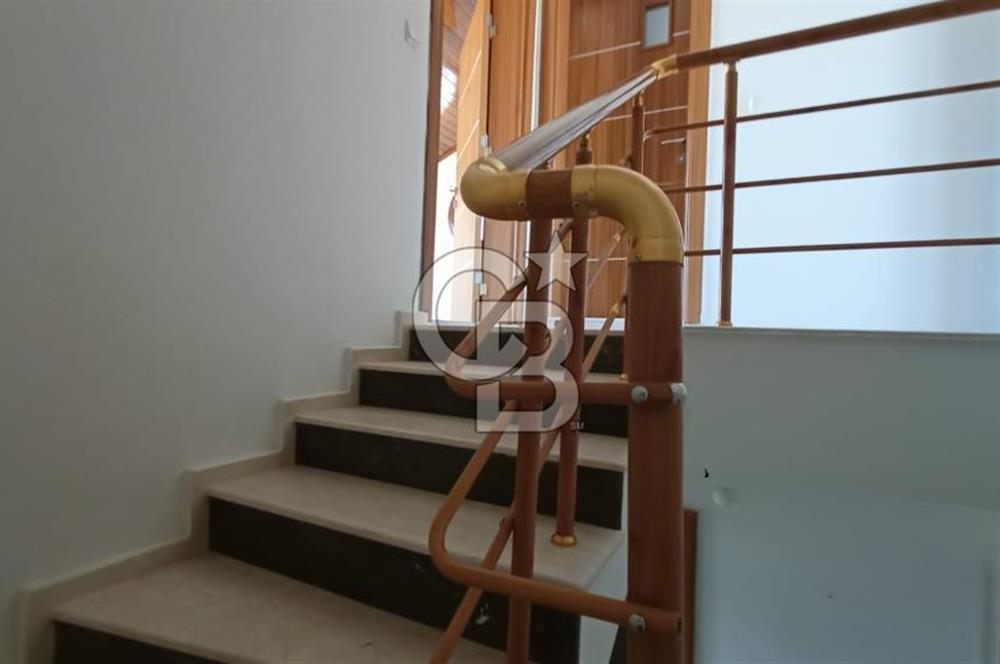 Çandarlı da Denize 15 Adım Merkezi Lokasyonda Yok Böylesi