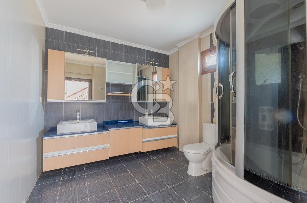Sasalı Flamingo 2 Sitesi nde 5+1 Satılık Villa