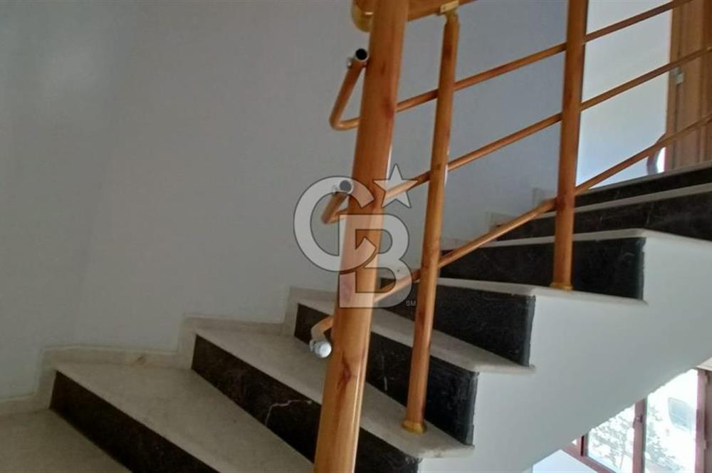 Çandarlı da Denize 15 Adım Merkezi Lokasyonda Yok Böylesi