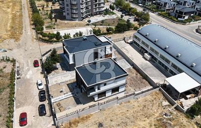 YENİBAĞLICA NATAMAM 6+2 VİLLA