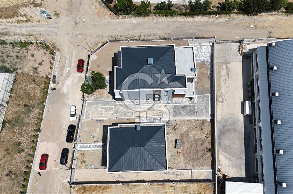 YENİBAĞLICA NATAMAM 6+2 VİLLA