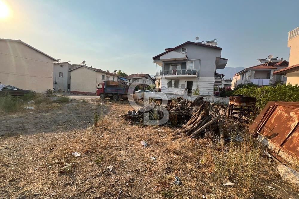 Köyceğiz merkezde Gelişim Mah. 300 m2 Köşe Parsel