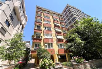 CADDEBOSTAN'DA KİRALIK 4+1 DAİRE 