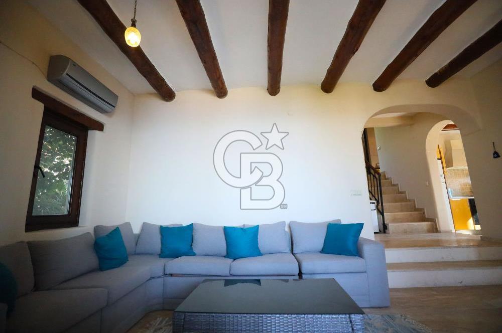 Satılık Denize Yakın ve Deniz Manzaralı Müstakil Villa