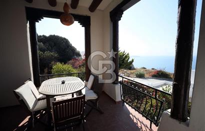 Satılık Denize Yakın ve Deniz Manzaralı Müstakil Villa
