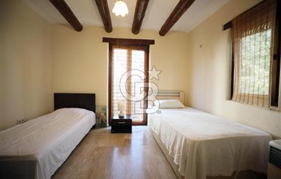 Satılık Denize Yakın ve Deniz Manzaralı Müstakil Villa