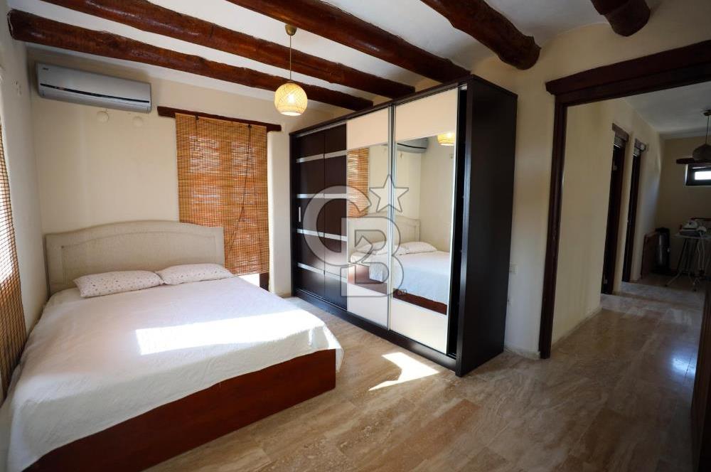Satılık Denize Yakın ve Deniz Manzaralı Müstakil Villa
