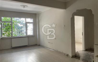 ORTAKÖY'de AĞAÇLI SOKAKTA 85m2 3+1 Kiralık