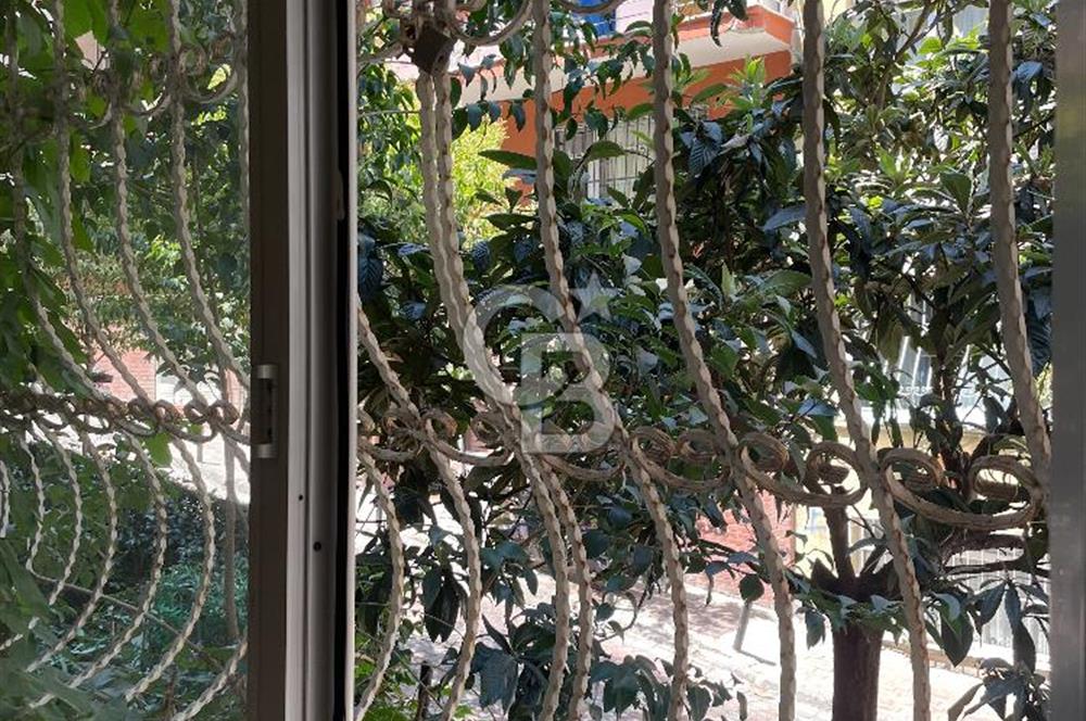 ORTAKÖY'de AĞAÇLI SOKAKTA 85m2 3+1 Kiralık