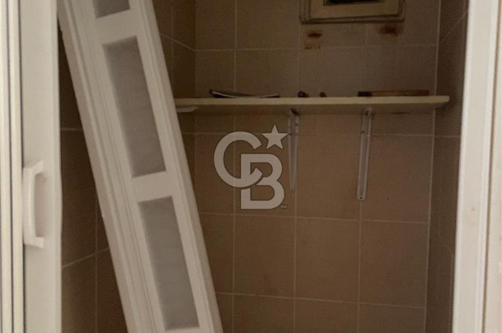 ORTAKÖY'de AĞAÇLI SOKAKTA 85m2 3+1 Kiralık