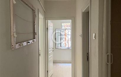 ORTAKÖY'de AĞAÇLI SOKAKTA 85m2 3+1 Kiralık
