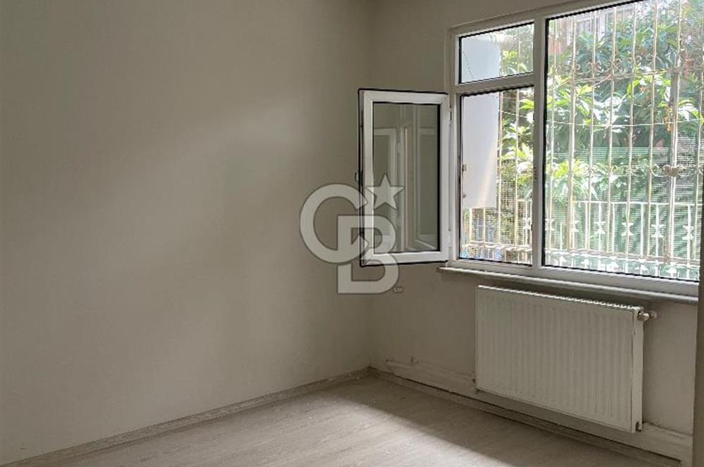 ORTAKÖY'de AĞAÇLI SOKAKTA 85m2 3+1 Kiralık