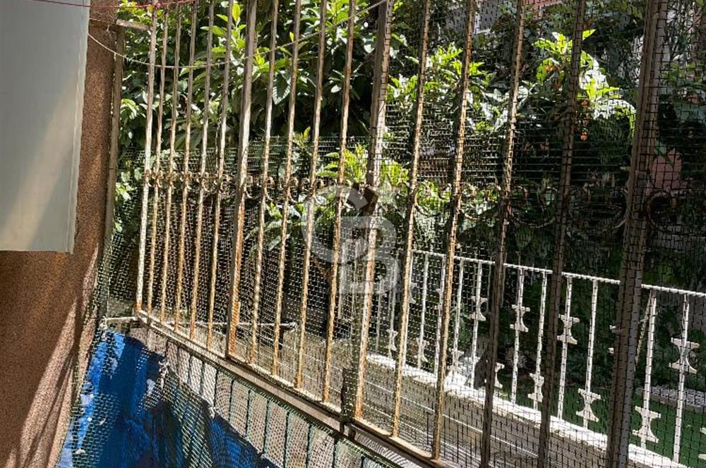 ORTAKÖY'de AĞAÇLI SOKAKTA 85m2 3+1 Kiralık