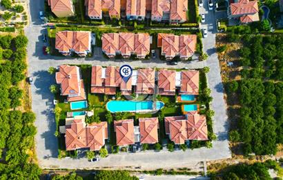 Aydın Kuşadası Storia Akdeniz Evleri Ortak havuzlu ikiz villa