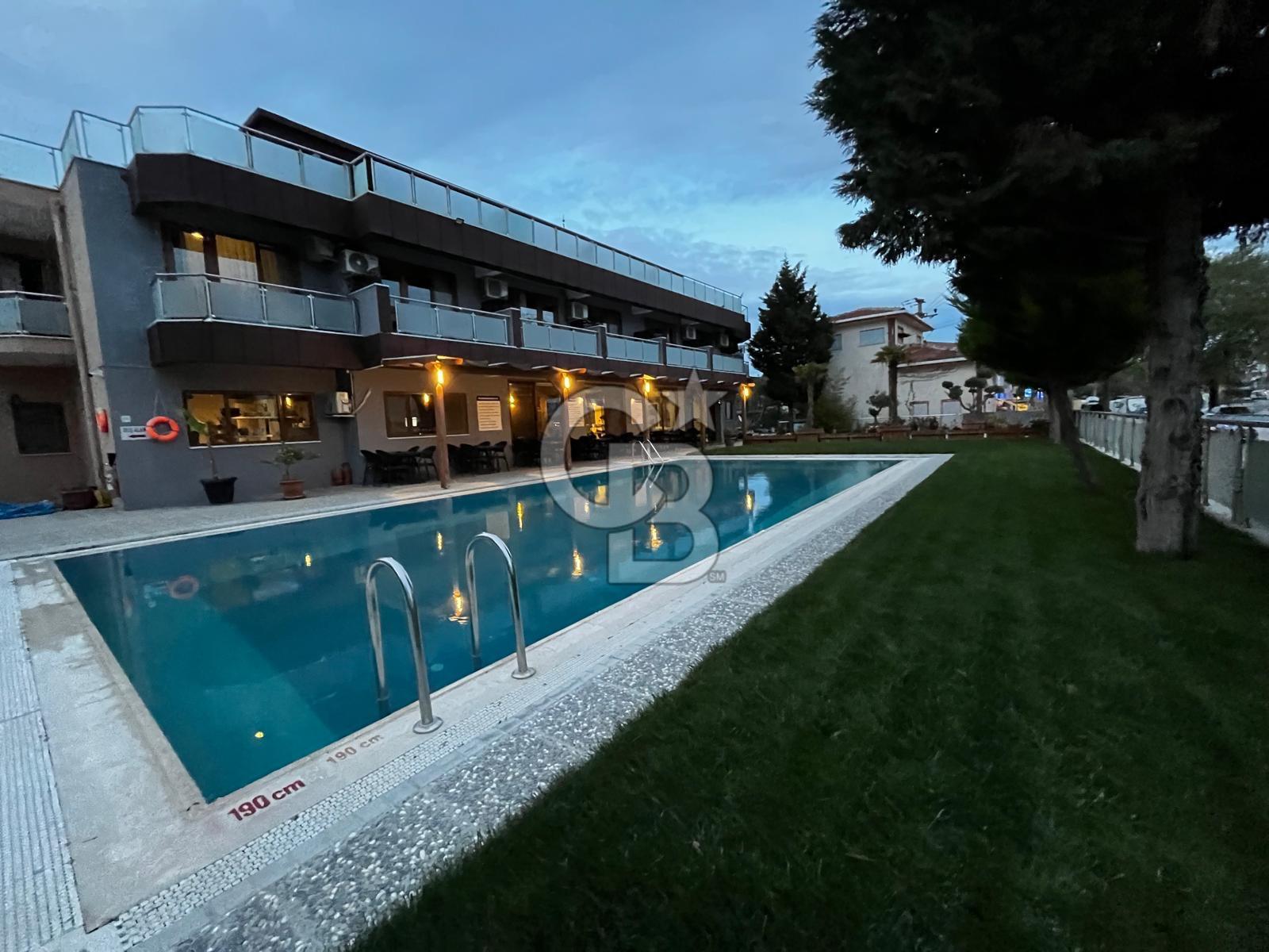 AKÇAY KORDONDA -DENİZE 50mt- 2000m²/29+ ODALI FAAL, HAVUZLU OTEL