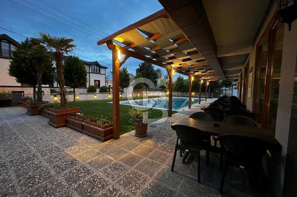 AKÇAY KORDONDA -DENİZE 50mt- 2000m²/29+ ODALI FAAL, HAVUZLU OTEL