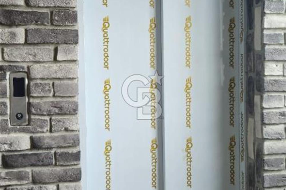 Yalova Merkezde Full Deniz Manzaralı Asansörlü 6+1 Satılık Villa!