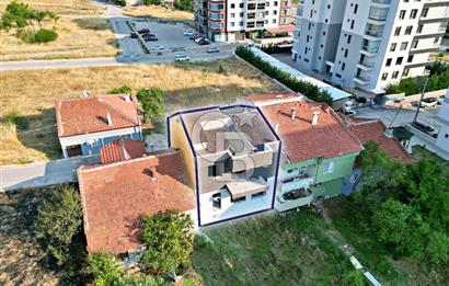 CB OPİA'DAN CUMHURİYET'TE BAHÇELİ TRİPLEKS VİLLA