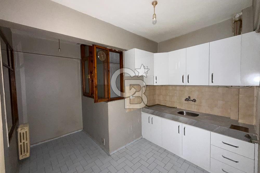 CB AKADAMİ BAĞDAT CADDESİ ÜZERİ SATILIK 2+1 ARAKAT DAİRE
