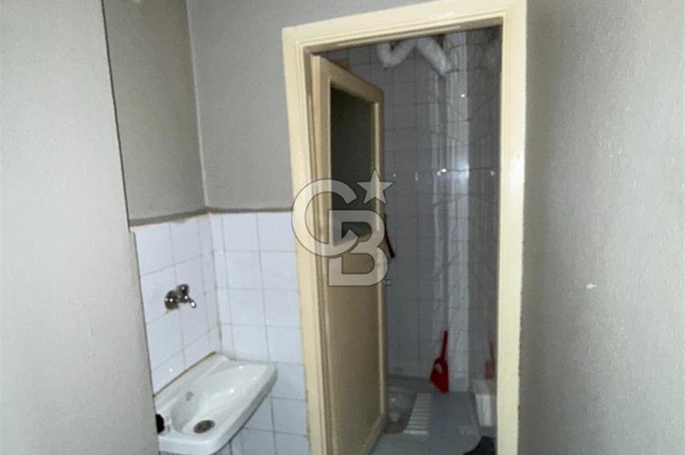 CB AKADAMİ BAĞDAT CADDESİ ÜZERİ SATILIK 2+1 ARAKAT DAİRE