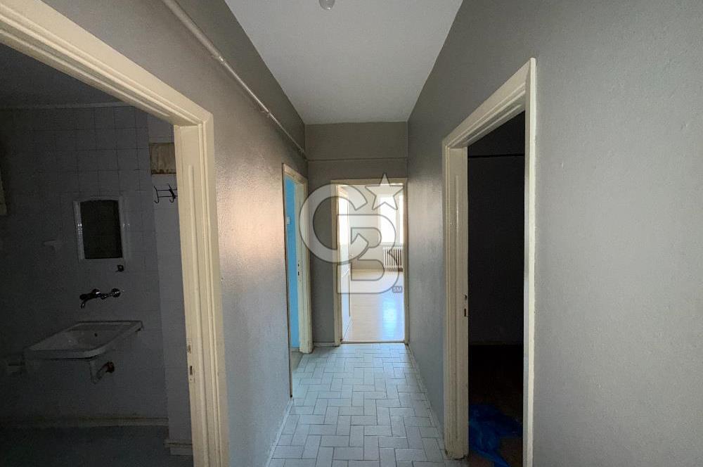 CB AKADAMİ BAĞDAT CADDESİ ÜZERİ SATILIK 2+1 ARAKAT DAİRE