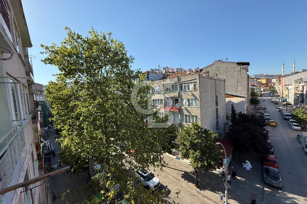 CB AKADAMİ BAĞDAT CADDESİ ÜZERİ SATILIK 2+1 ARAKAT DAİRE