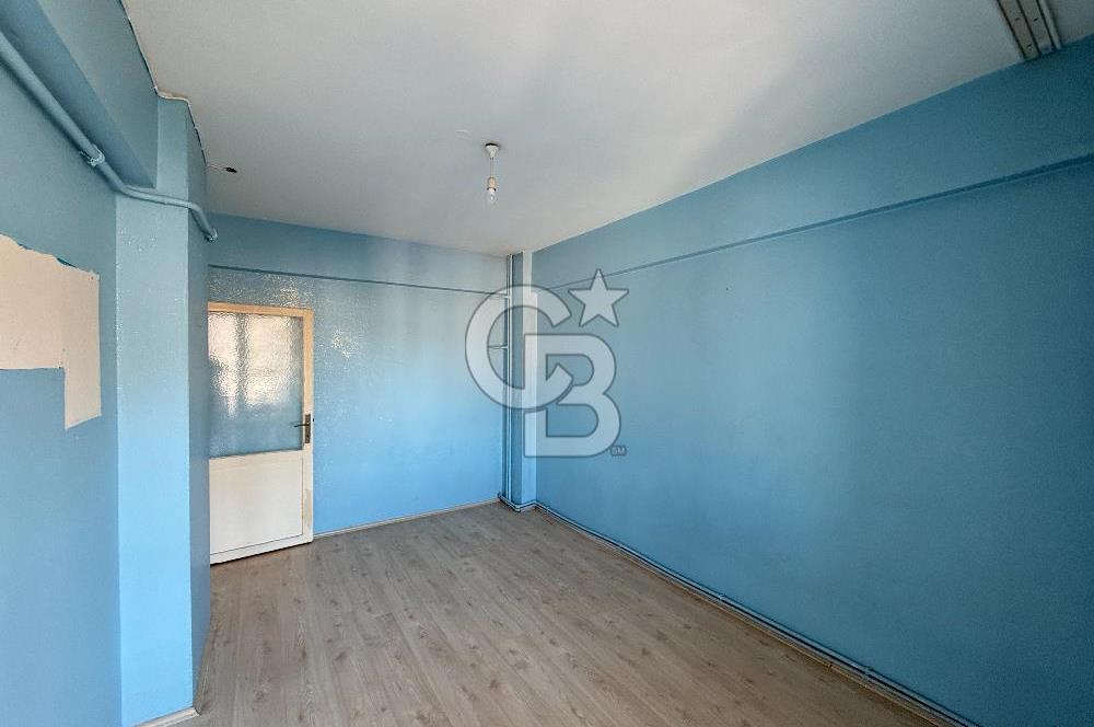CB AKADAMİ BAĞDAT CADDESİ ÜZERİ SATILIK 2+1 ARAKAT DAİRE