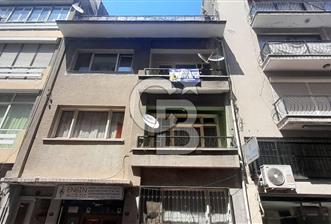 KARŞIYAKA MERKEZDE 2+1 KİRALIK DAİRE