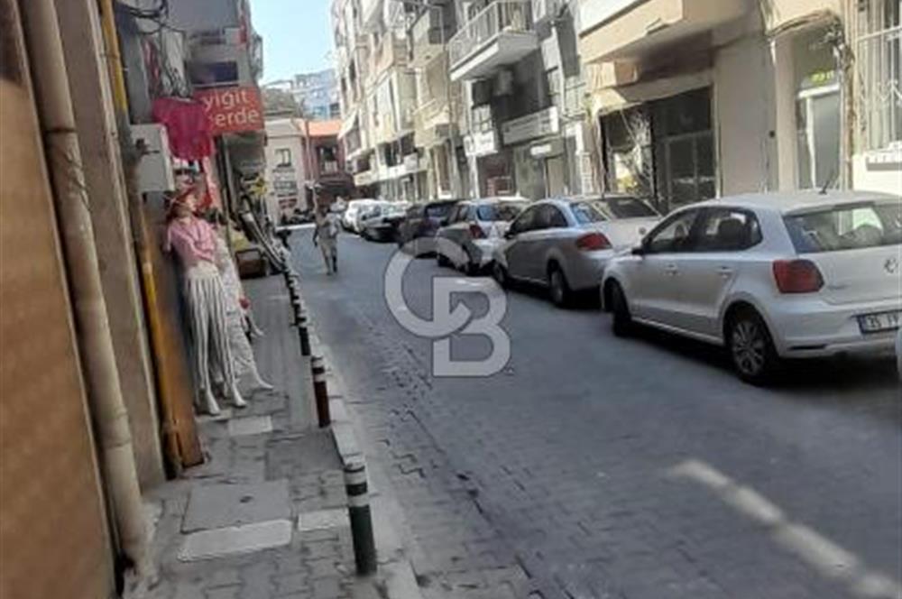 KARŞIYAKA MERKEZDE 2+1 KİRALIK DAİRE