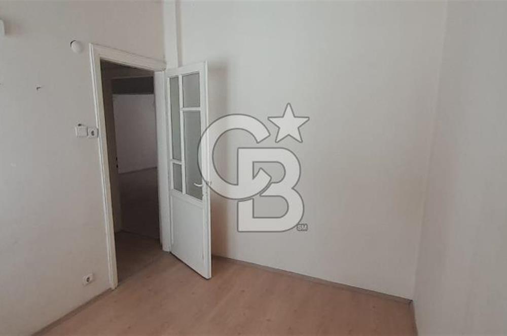 KARŞIYAKA MERKEZDE 2+1 KİRALIK DAİRE