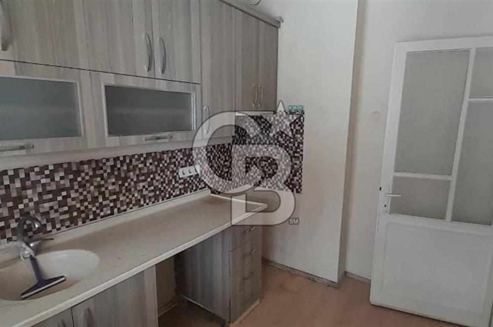 KARŞIYAKA MERKEZDE 2+1 KİRALIK DAİRE
