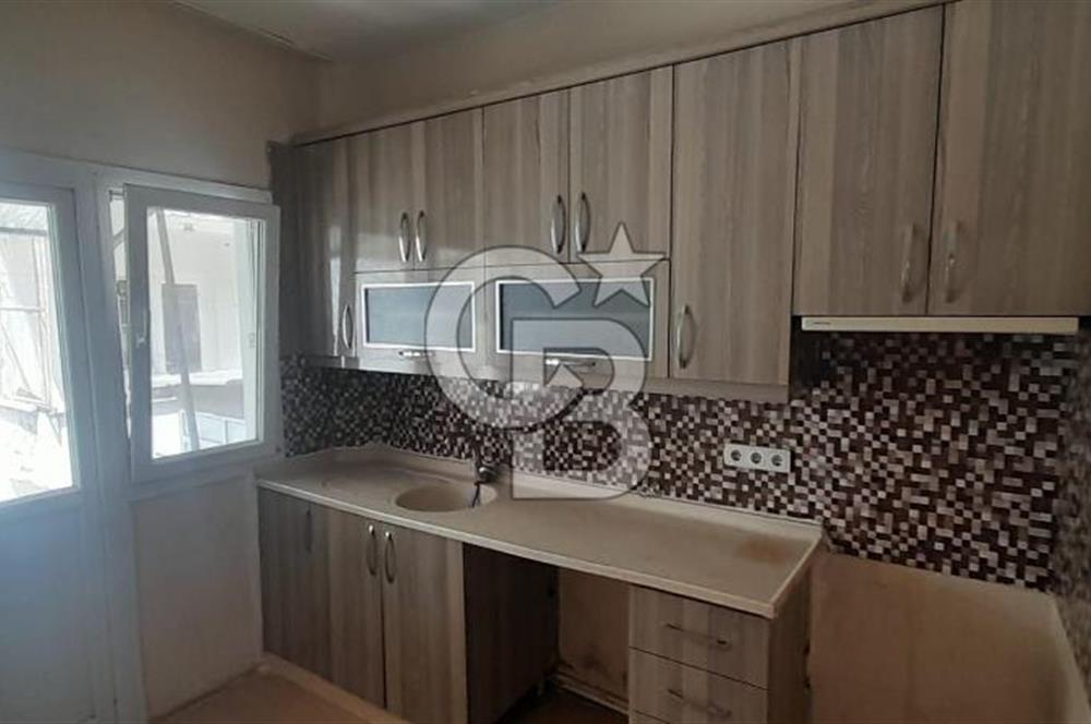 KARŞIYAKA MERKEZDE 2+1 KİRALIK DAİRE