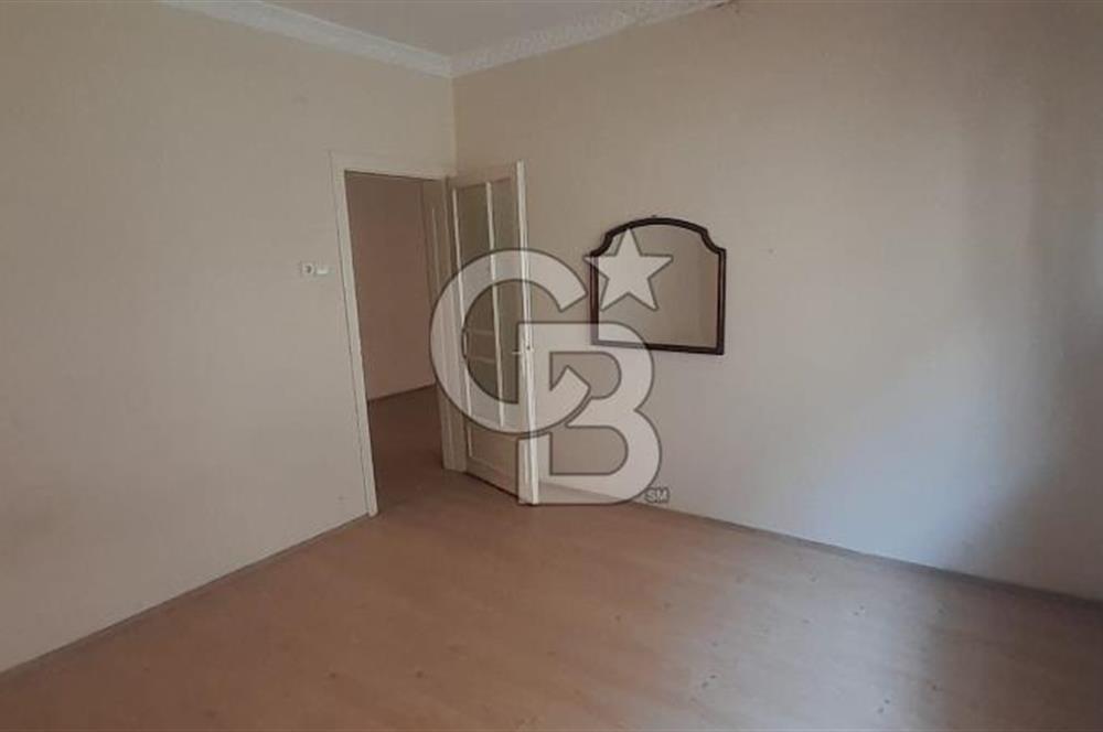 KARŞIYAKA MERKEZDE 2+1 KİRALIK DAİRE