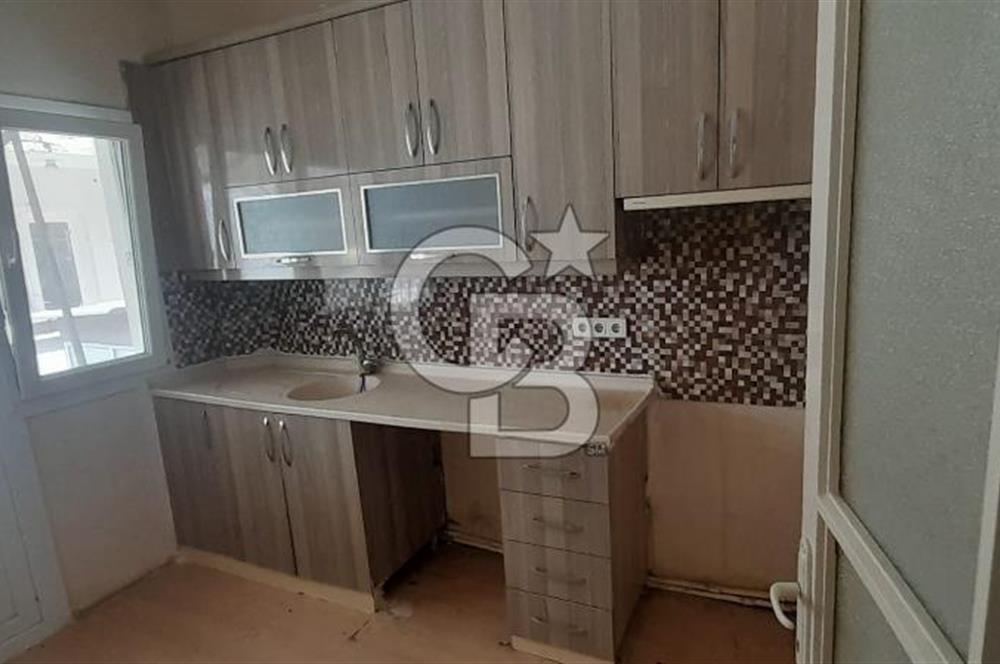 KARŞIYAKA MERKEZDE 2+1 KİRALIK DAİRE