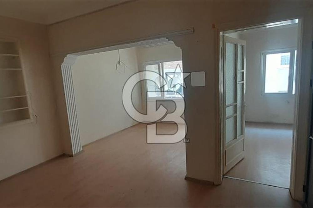 KARŞIYAKA MERKEZDE 2+1 KİRALIK DAİRE
