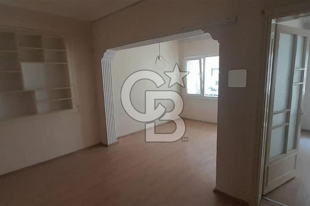 KARŞIYAKA MERKEZDE 2+1 KİRALIK DAİRE