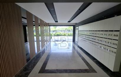 Green Park Çiğli'de Havuz Cepheli Satılık Sıfır 2+1 Daire
