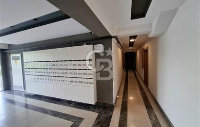 Green Park Çiğli'de Havuz Cepheli Satılık Sıfır 2+1 Daire