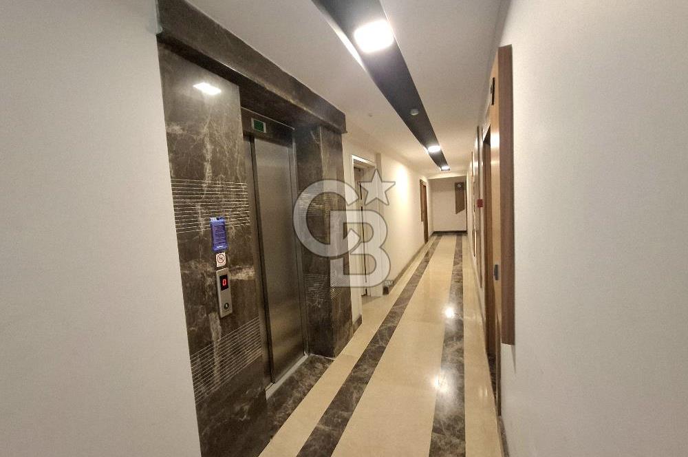 Green Park Çiğli'de Havuz Cepheli Satılık Sıfır 2+1 Daire