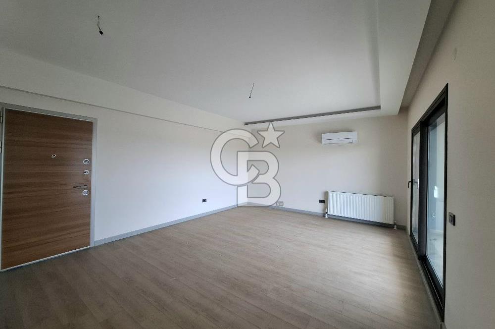 Green Park Çiğli'de Havuz Cepheli Satılık Sıfır 2+1 Daire