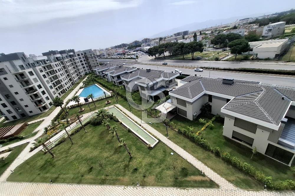 Green Park Çiğli'de Havuz Cepheli Satılık Sıfır 2+1 Daire