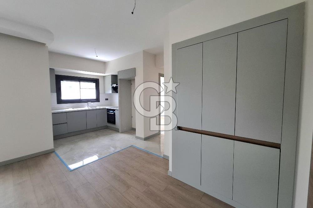 Green Park Çiğli'de Havuz Cepheli Satılık Sıfır 2+1 Daire