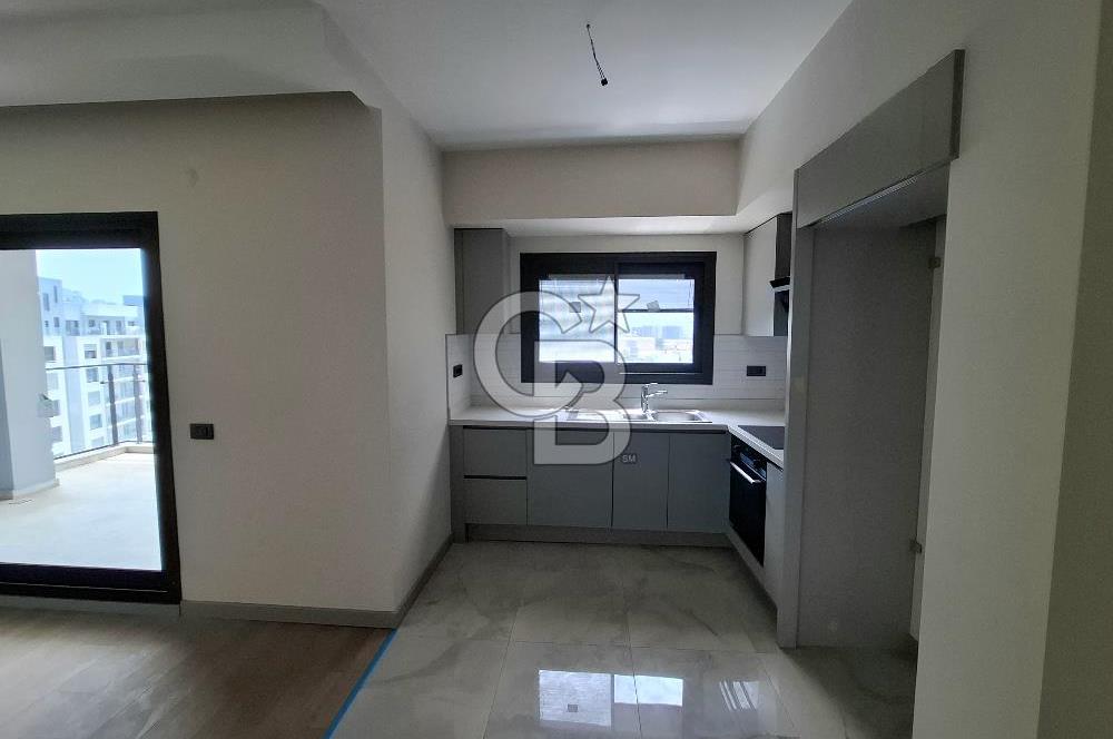 Green Park Çiğli'de Havuz Cepheli Satılık Sıfır 2+1 Daire