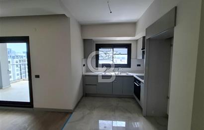 Green Park Çiğli'de Havuz Cepheli Satılık Sıfır 2+1 Daire