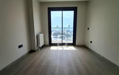 Green Park Çiğli'de Havuz Cepheli Satılık Sıfır 2+1 Daire