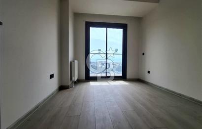 Green Park Çiğli'de Havuz Cepheli Satılık Sıfır 2+1 Daire