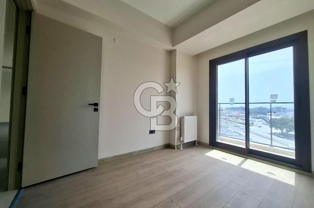 Green Park Çiğli'de Havuz Cepheli Satılık Sıfır 2+1 Daire