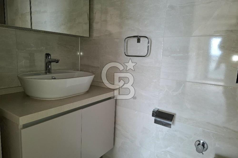 Green Park Çiğli'de Havuz Cepheli Satılık Sıfır 2+1 Daire