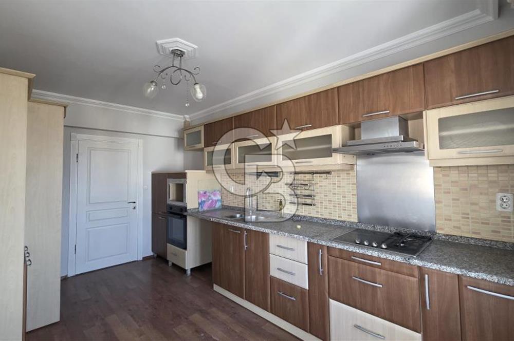🏠 AYVALIK ARMUTÇUK’TA MERKEZİ KONUMDA SATILIK 3+1 ARA KAT DAİRE!